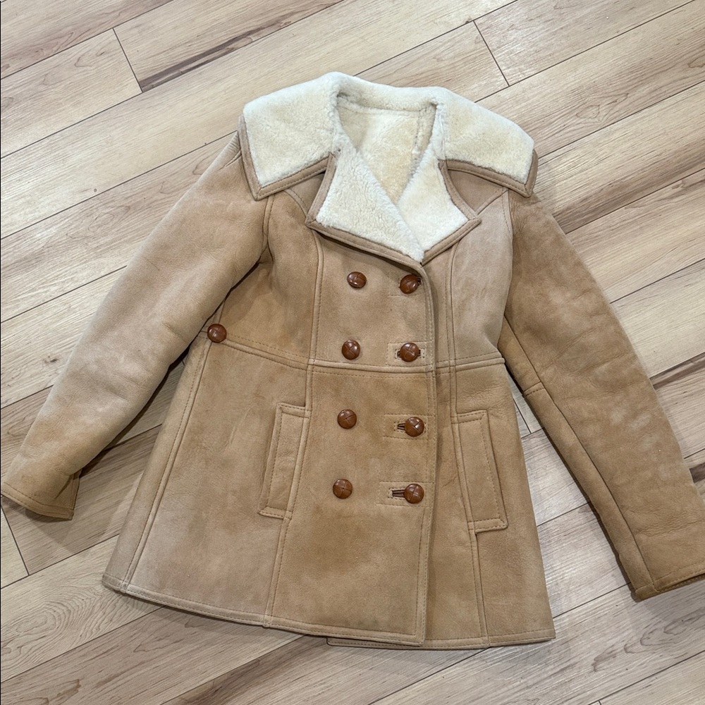 Genuinely shearling sheepskin by French Creek (elverson, Pennsylvania)
